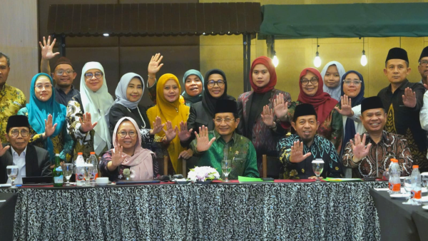 Pesantren Harus Jadi Tempat Paling Aman bagi Anak, Menag Tegaskan Tak Ada Toleransi Kekerasan
