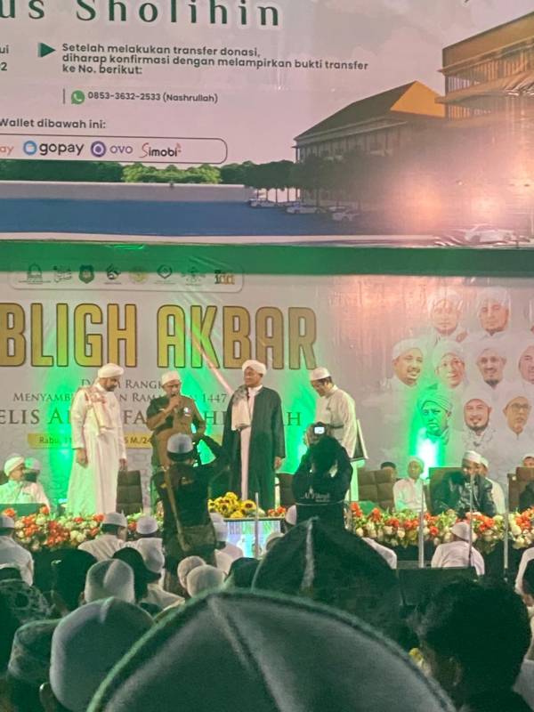 Lautan Jamaah Padati RSBM Mambaus Sholihin dalam Tabligh Akbar dan Bersholawat Sambut Ramadan