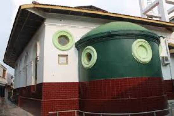 Masjid Jami Peneleh Surabaya Peninggalan Sunan Ampel
