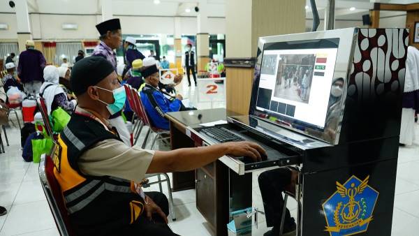 Tiba di Asrama Haji, Jemaah Dicek Suhu Tubuhnya, Begini Prosedurnya