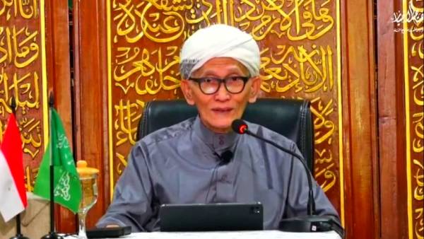 Kiai Miftach Jelaskan Berserah Diri Kunci Tenang Hadapi Hidup
