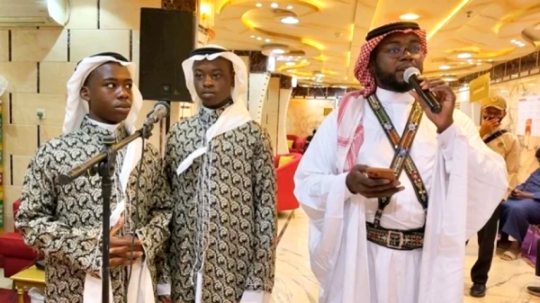 Sambutan Shalawat Thalaal Badru Hangatkan Kedatangan Jamaah Haji Indonesia di Makkah