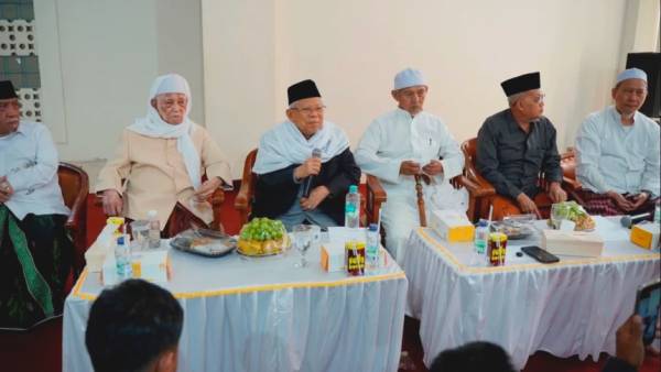 Dari Lirboyo, Kiai Sepuh Ingatkan Muktamirin Jaga Kedaulatan NU