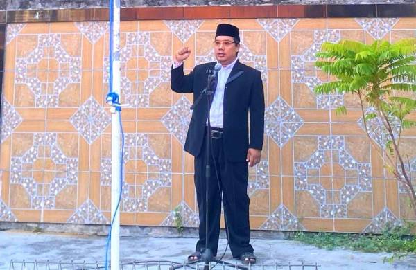 Pesan KH Hasan Badri di HUT RI ke-80 Santri Siap Hadapi Tantangan Zaman