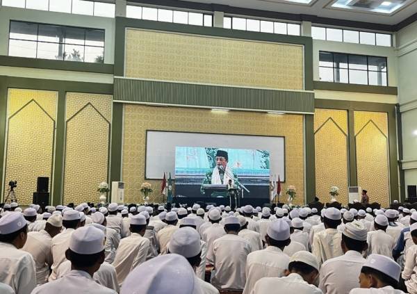 Menag Puji Sistem Pendidikan Mambaus Sholihin, Sebut Layak Jadi Percontohan Pesantren se-Indonesia
