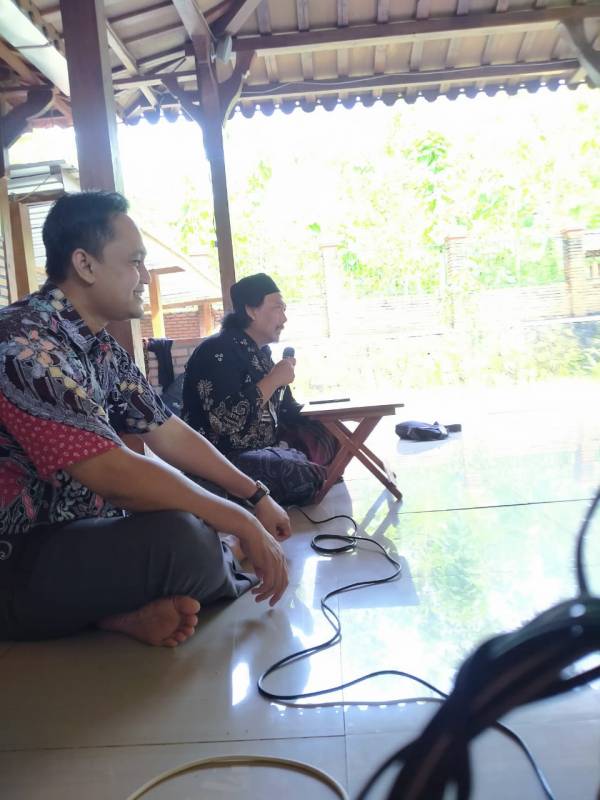 Terima Kunjungan dari UIN Pekalongan, Kiai Aguk Beri Motivasi Kepenulisan