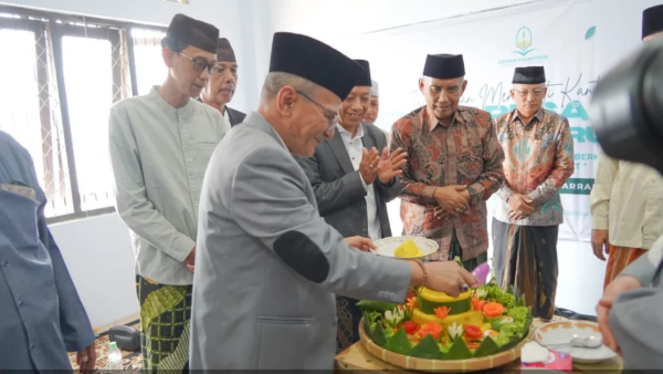 Resmikan Kantor Dewan Pesantren, Wabup Shobih Dorong Kemandirian Ponpes di Pasuruan