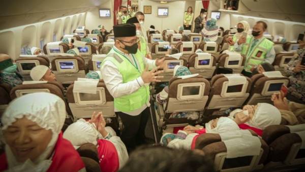 Begini Pesan Menag saat Lepas Kloter Pertama Jemaah Haji Indonesia