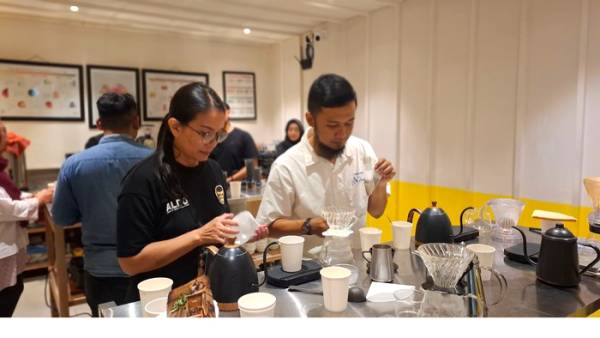 Komunitas Ngopi Yuk Ajak Peserta Dalami Dunia Kopi