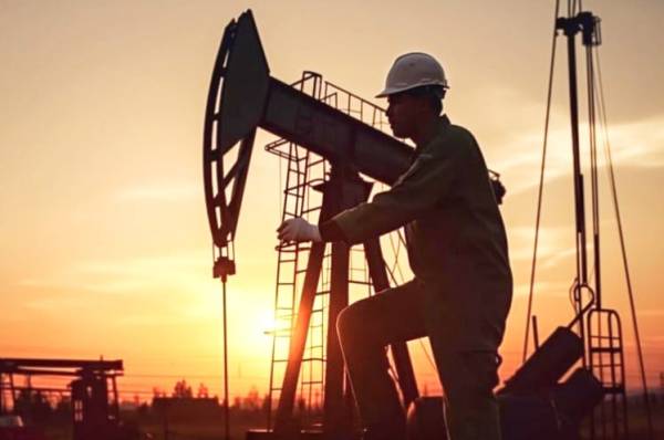 Harga Energi Dunia Melonjak Usai Serangan Infrastruktur di Kawasan Teluk