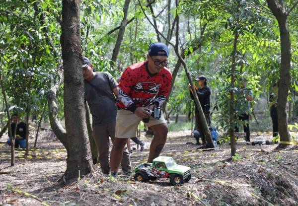 Ratusan Peserta Ramaikan Kejuaraan RC Offroad, Pemkot Surabaya Siapkan Trek Permanen di Pakal