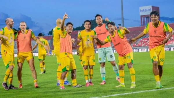 Persebaya Gilas Arema FC 4-0, Rivera Jadi Motor Kemenangan Bajul Ijo