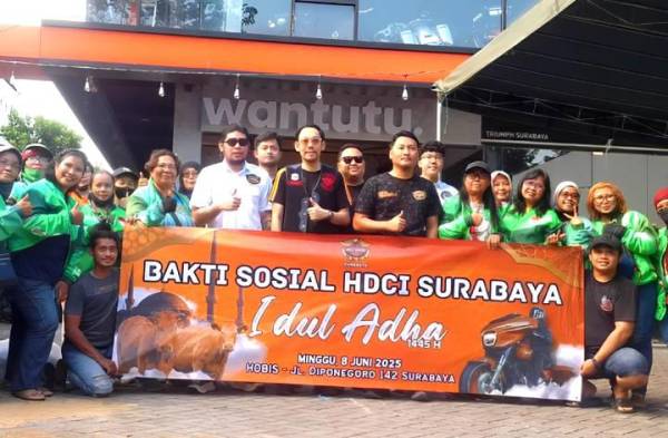 Komunitas HDCI Surabaya Berbagi Kurban untuk Ojol dan Masyarakat