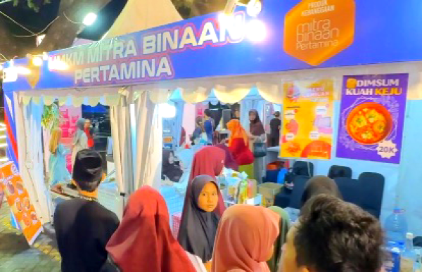 Pertamina Dukung UMKM Bazaar Al-Madinah Surabaya, Omzet Tembus Rp600 Juta