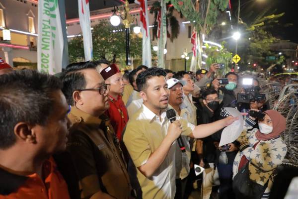 Terima Demo Buruh di Kantor Pahlawan, Emil Janji Perjuangkan yang Terbaik