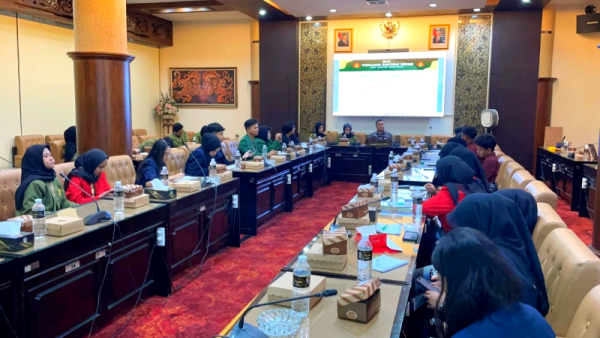TEMAN JATIM 2025 Sampaikan Rekomendasi Ekonomi Kreatif ke DPRD Jatim
