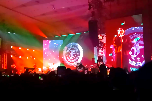 .Feast Sukses Guncang Surabaya, Suarakan Kritik Lewat Musik