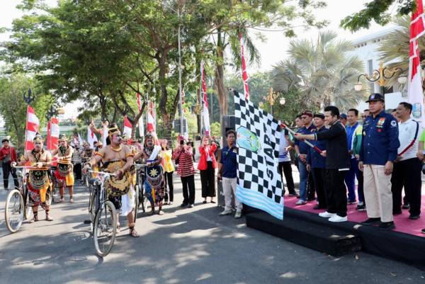 Emil Lepas Kirab Budaya Laskar Gajah Mada