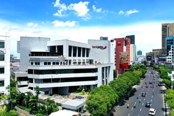 Direksi Bank Jatim Kompak Borong Saham, Tunjukkan Optimisme Pertumbuhan Perseroan
