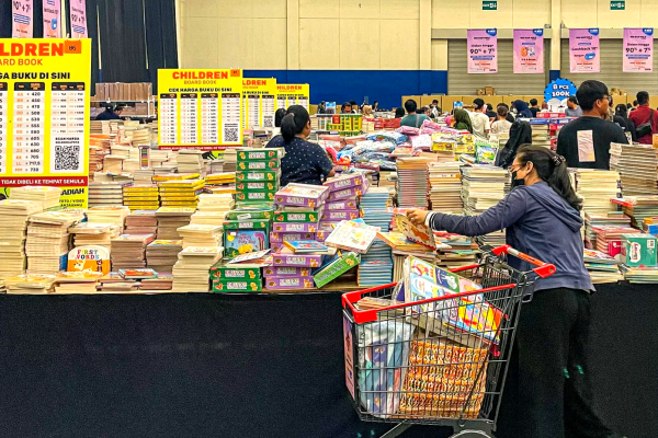 Surabaya Jadi Kota Pembuka Big Bad Wolf Indonesia 2026