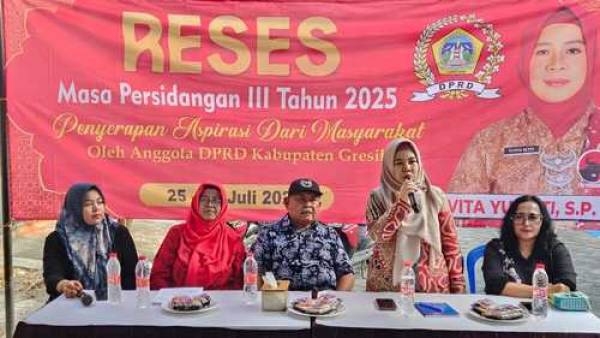 Jalan Rusak hingga Wisata Religi Tak Layak, Warga Gresik Sampaikan Keluhan saat Reses DPRD