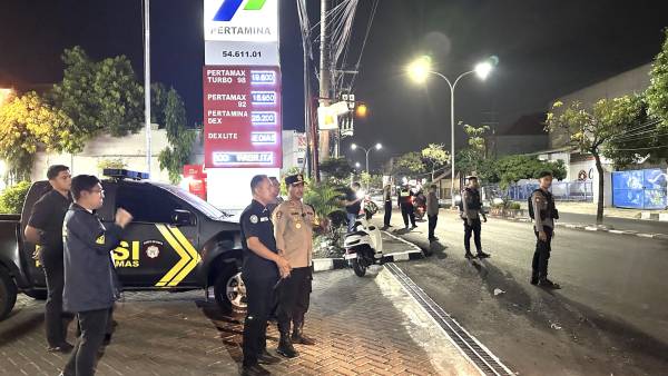 Polres Gresik Garansi Stok BBM Aman, Warga Diimbau Tak Terpancing Panic Buying