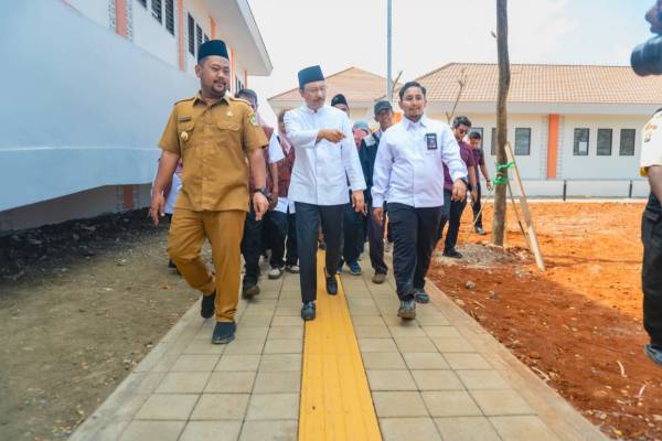 Mensos Pastikan Rekrutmen Sekolah Rakyat Gresik Bebas Titipan