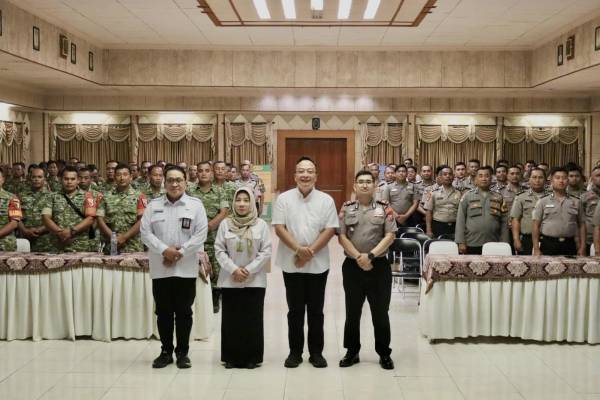Pemkab Gresik Gandeng 300 Personel TNI-Polri Percepat Pendataan Perlinsos Digital Menyasar 442 Ribu KK