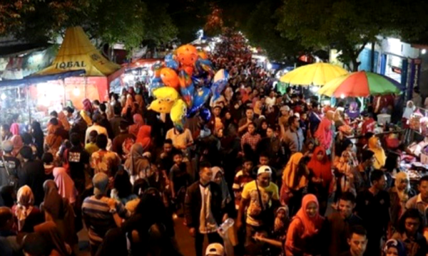 Malam Selawe Sunan Giri Kembali Digelar, 2.000 Nasi Kebuli dan 500 Kupat Keteg Disiapkan untuk Jamaah