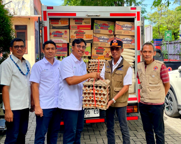 Bersama BPBD, Petrokimia Gresik Salurkan Bantuan untuk Korban Banjir