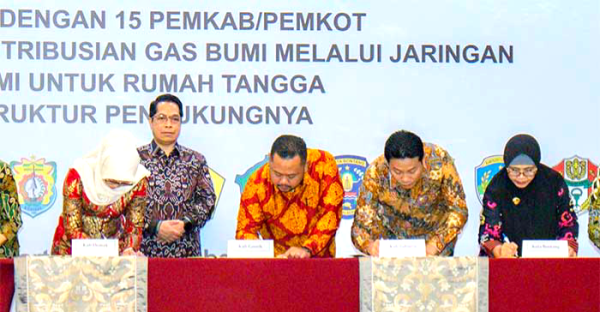 Gresik Perkuat Akses Energi Bersih Lewat MoU Jaringan Gas Rumah