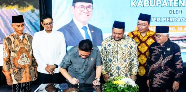 Revitalisasi Pasar Sidayu Diresmikan, Mendag Tekankan Kebersihan dan Digitalisasi untuk Dongkrak Ekonomi Lokal