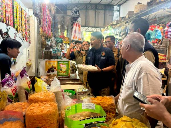 Satgas Pangan Polres Gresik Garansi Stok dan Harga Beras Aman Pasca-Sidak Pasar Baru