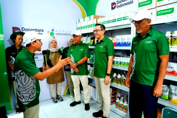 Petrokimia Gresik Resmikan Petromart Official Hub, Akses Produk dan Layanan Petani Kian Mudah