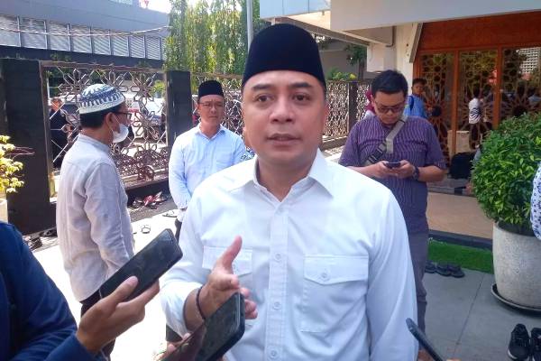 Eri Cahyadi Tidak Larang Bendera One Piece Tapi Minta Fokus ke Merah Putih