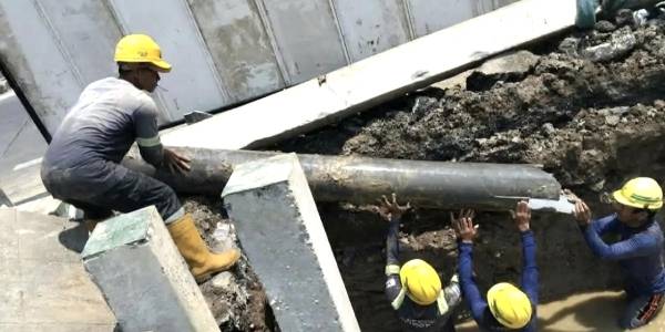 Proyek Jembatan di Gunungsari Bikin Pipa PDAM Putus, Pasokan Air Sejumlah Wilayah di Surabaya Terganggu
