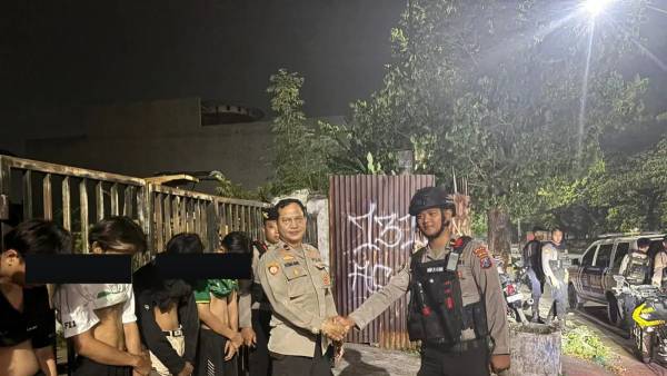 Surabaya Berpotensi Diguyur Hujan Seharian, Warga Pesisir Diminta Waspadai Banjir Rob