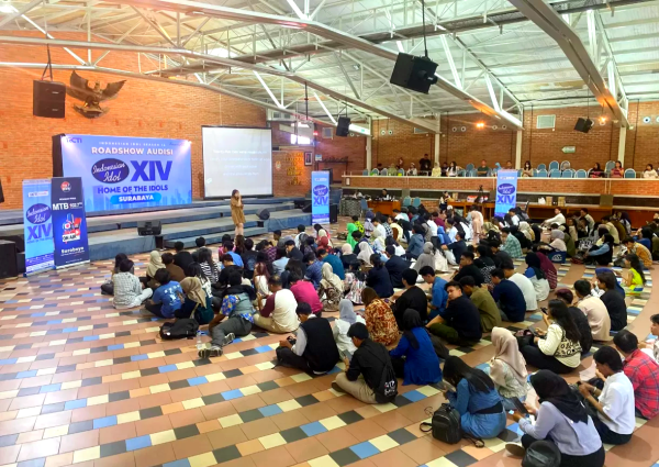 Ratusan Peserta Padati Audisi Indonesian Idol 2025 di Surabaya