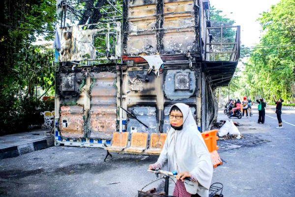 Demo Anarkis Rugikan Usaha Rp 1 Miliar, Kadin Surabaya Ajak Jaga Stabilitas