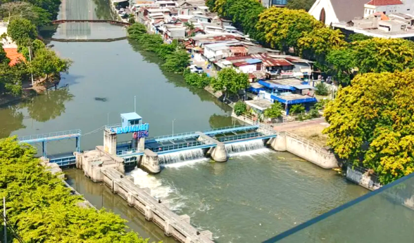 Saat Kota Besar Bergelut dengan Banjir, Surabaya Diuntungkan Sistem Brantas