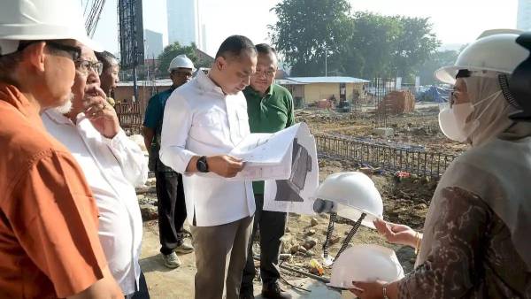 Eri Cahyadi Kebut Revitalisasi Pasar Keputran Selatan, Ditarget Rampung Akhir Agustus 2026