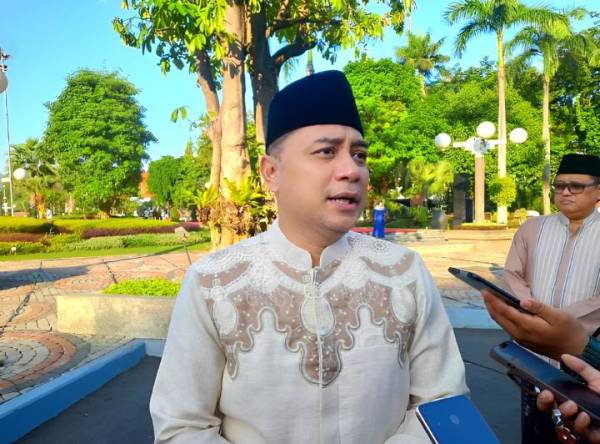 Wali Kota Surabaya Terbitkan Edaran Baru, Waspadai Gelombang Baru Covid-19