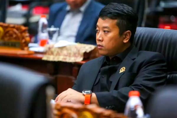 Jam Malam Anak di Surabaya Dinilai Efektif Tekan Geng Motor dan Kriminalitas