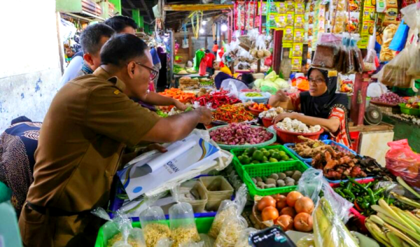 Pemkot Surabaya Jamin Ketersediaan Pangan Stabil hingga Delapan Bulan