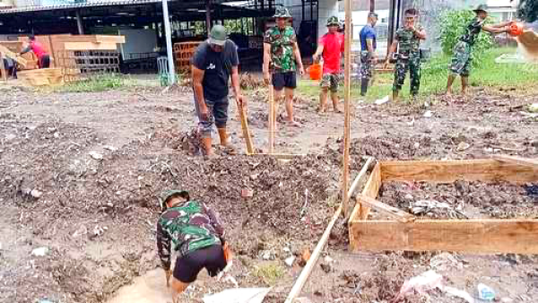 TNI dan Warga Bersinergi Bangun Kopdes Merah Putih di Surabaya
