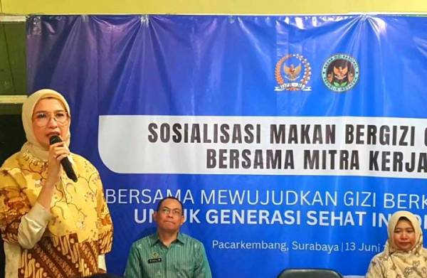MBG Jadi Prioritas Presiden, BGN Edukasi Gizi Seimbang Warga Pacar Kembang