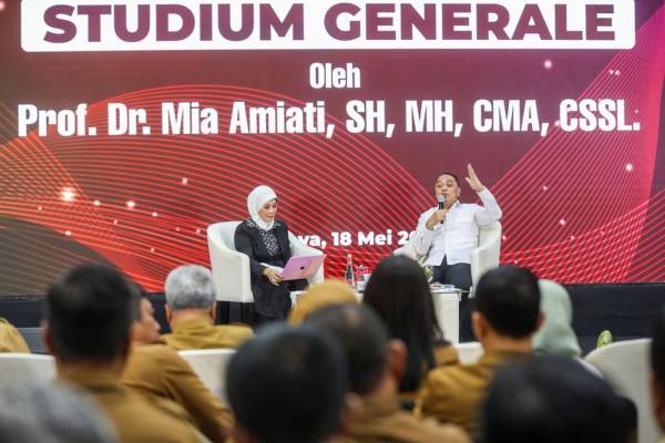 Pemkot Surabaya Gandeng Prof. Mia Amiati untuk Perkuat Transparansi dan Cegah Penyimpangan Birokrasi