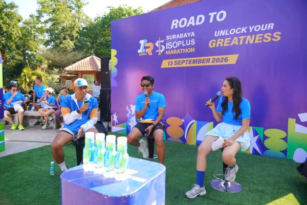 Surabaya Bersiap Sambut 11 Ribu Pelari, ISOPLUS Gelar Pemanasan Lari 6K dan Edukasi Jelang Race Day