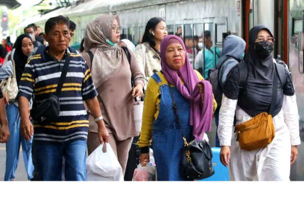 382 Ribu Tiket KA Lebaran 2026 di Daop 8 Surabaya Masih Tersedia