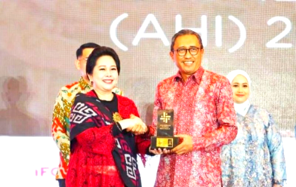 Perumda Air Minum Surya Sembada Raih AHI 2025 Berkat Aplikasi CIS